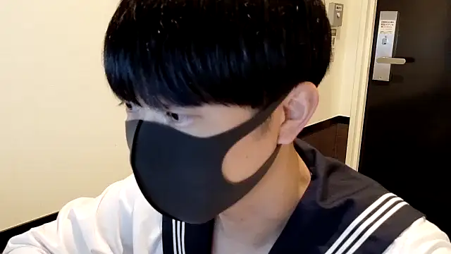 Snapshot of shin_brief chatting on 09-20-25, 08:08 shin brief online show from 09-20-25, 08:08