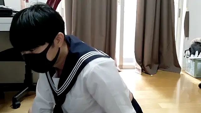 Snapshot of shin_brief chatting on 09-30-25, 05:35 shin brief online show from 09-30-25, 05:35