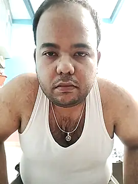 Snapshot of BromidicTrailing chatting on 11-07-25, 07:46 BromidicTrailing online show from 11-07-25, 07:46