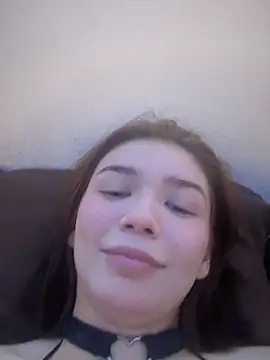 Snapshot of milkiiis chatting on 10-22-25, 09:31 milkiiis online show from 10-22-25, 09:31