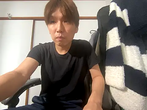 yuton 2525 online show from 09-18-25, 02:36