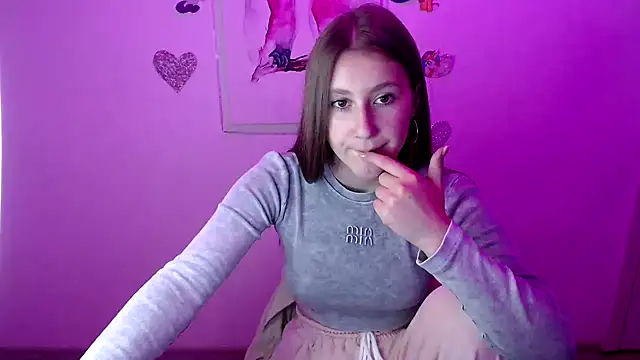 Milka kamila online show from 09-28-25, 12:12