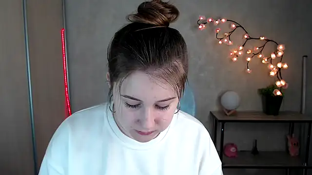 Milka kamila online show from 05-07-26, 12:41