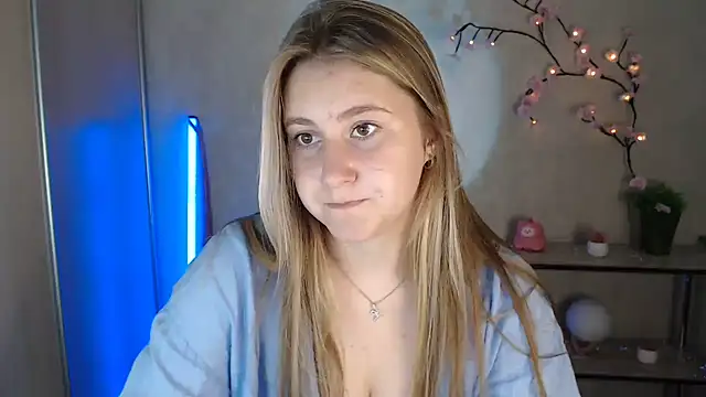 Snapshot of Milka_kamila chatting on 06-30-26, 12:05 Milka kamila online show from 06-30-26, 12:05