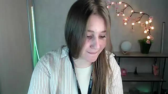 Milka kamila online show from 05-22-26, 01:20