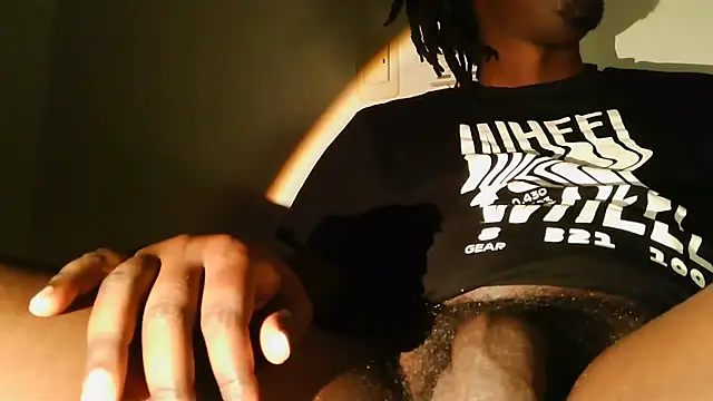 logan1843 online show from 04-07-26, 04:42