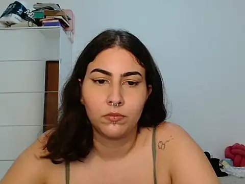 ApenasLys online show from 04-19-26, 12:22