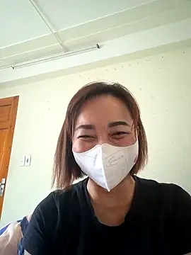 Thuhien20 online show from 09-10-25, 06:45