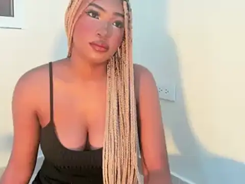 Snapshot of SophiaBloss chatting on 06-14-26, 09:27 SophiaBloss online show from 06-14-26, 09:27