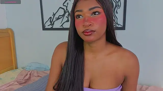 Snapshot of SophiaBloss chatting on 02-27-26, 01:44 SophiaBloss online show from 02-27-26, 01:44