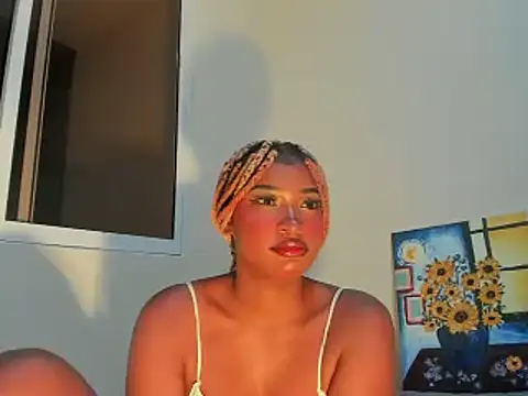 SophiaBloss online show from 05-31-26, 07:47
