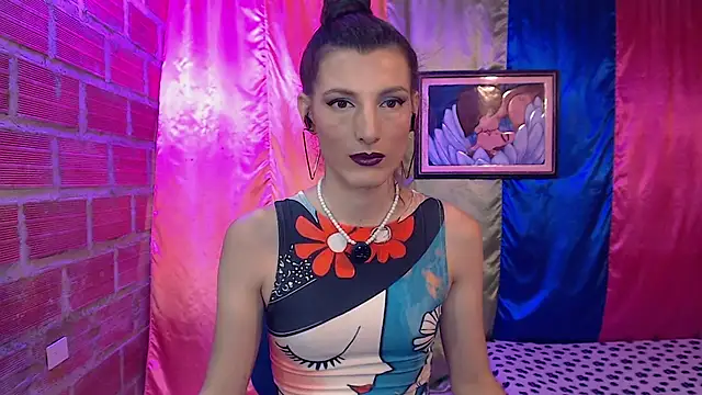 Moira-Hot online show from 01-07-26, 07:41