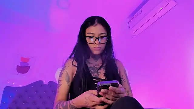  Sharloth  online show from 09-25-25, 12:33