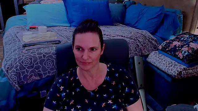 Snapshot of ninajaymes chatting on 06-17-26, 01:27 ninajaymes online show from 06-17-26, 01:27