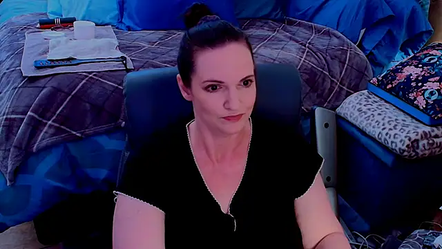 Snapshot of ninajaymes chatting on 07-06-26, 07:05 ninajaymes online show from 07-06-26, 07:05