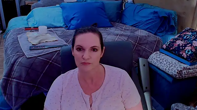 Snapshot of ninajaymes chatting on 06-11-26, 11:46 ninajaymes online show from 06-11-26, 11:46