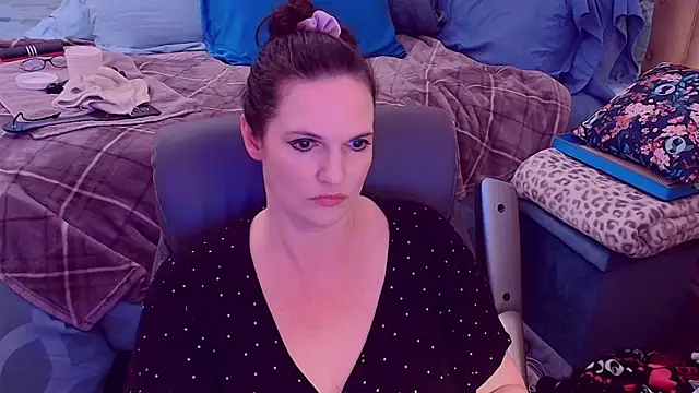 ninajaymes online show from 12-14-25, 09:09