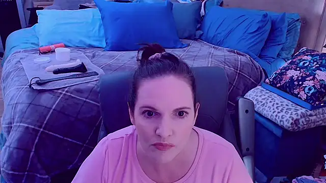 ninajaymes online show from 04-10-26, 10:11