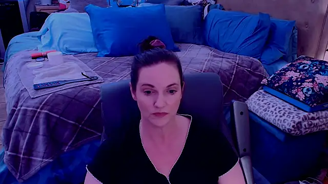 Snapshot of ninajaymes chatting on 05-11-26, 09:45 ninajaymes online show from 05-11-26, 09:45