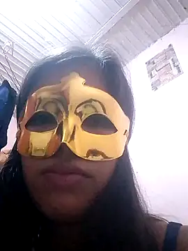 Snapshot of estefanyabreu chatting on 10-21-25, 04:12 estefanyabreu online show from 10-21-25, 04:12