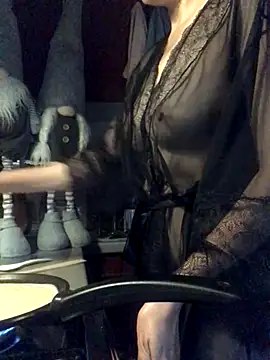 Karolina777Star online show from 10-17-25, 12:51