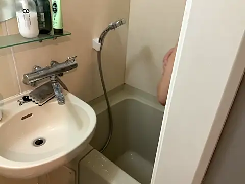 Nakadashi-kun online show from 10-26-25, 12:16