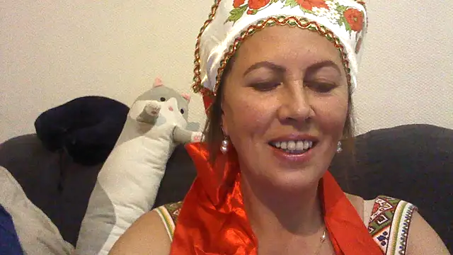 Snapshot of Loxiva chatting on 11-04-25, 01:59 Loxiva online show from 11-04-25, 01:59