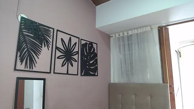 Snapshot of amara_rousse1 chatting on 07-15-26, 01:07 amara rousse1 online show from 07-15-26, 01:07