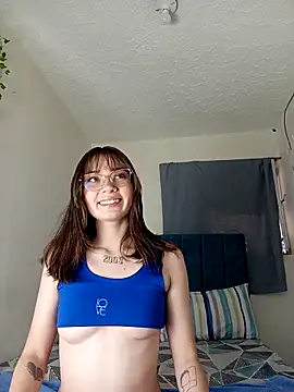 MilaFyre online show from 12-19-25, 12:07