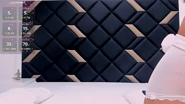 GeraldineSandoval online show from 10-09-25, 07:25