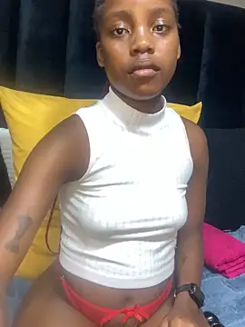 Littlebunny33 online show from 03-28-26, 07:04