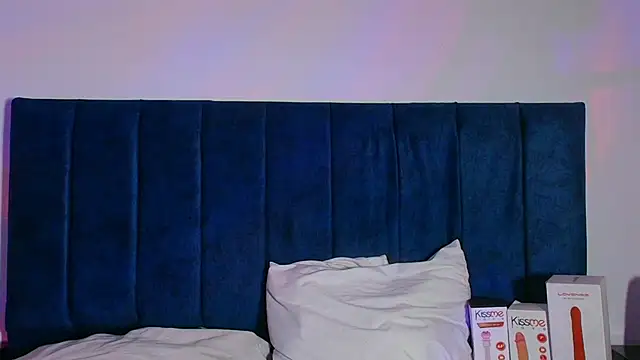 Snapshot of Dulce_Bella_ chatting on 10-07-25, 11:55 Dulce Bella online show from 10-07-25, 11:55