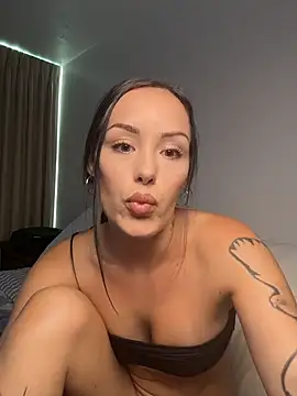 gardenxrose online show from 11-27-25, 02:45