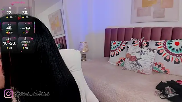 AvaScott  online show from 12-03-25, 04:28