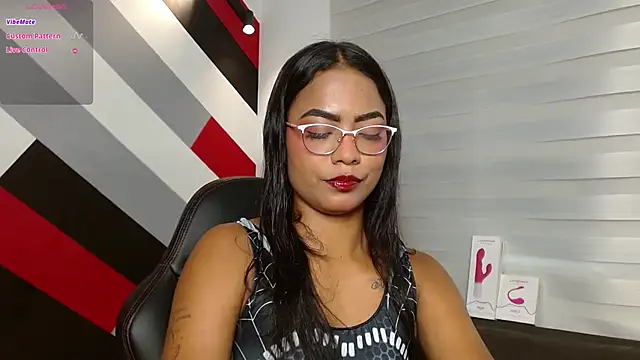 Chloe Brown3 online show from 09-26-25, 06:48