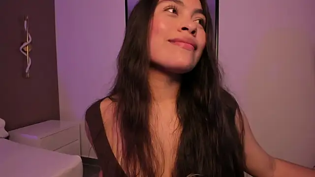 allie bruce online show from 04-17-26, 03:09