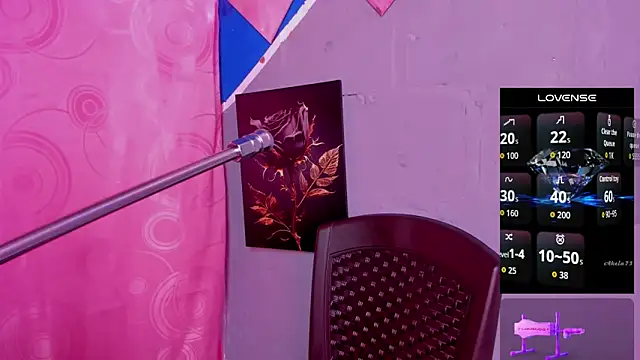 lau-hot online show from 04-09-26, 08:04