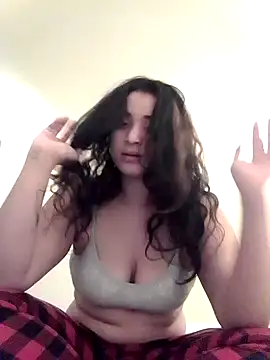 Snapshot of SoakedUpKitty- chatting on 02-10-26, 08:46 SoakedUpKitty- online show from 02-10-26, 08:46