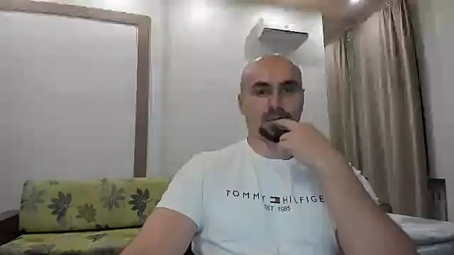 Gri SH online show from 10-20-25, 04:51