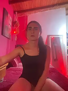 lola diez online show from 10-17-25, 03:54
