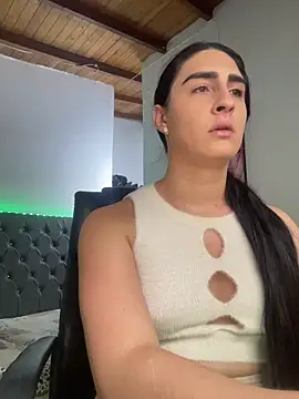 lola diez online show from 04-09-26, 08:15