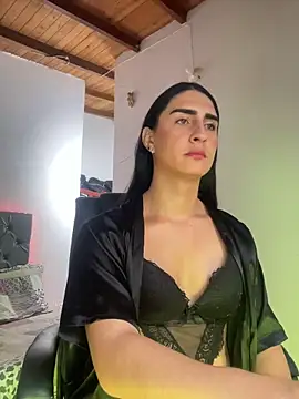 Snapshot of lola_diez chatting on 11-17-25, 08:46 lola diez online show from 11-17-25, 08:46