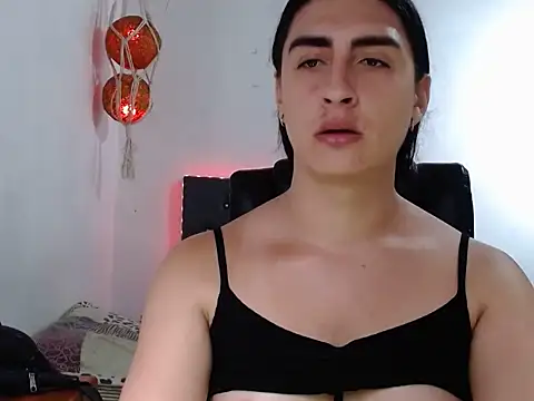 Snapshot of lola_diez chatting on 02-09-26, 09:24 lola diez online show from 02-09-26, 09:24