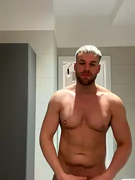 Snapshot of TheKevinboy chatting on 10-09-25, 12:00 TheKevinboy online show from 10-09-25, 12:00