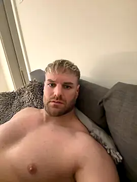 Snapshot of TheKevinboy chatting on 10-22-25, 11:58 TheKevinboy online show from 10-22-25, 11:58