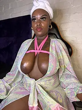 Snapshot of QUEEN_NOBUHLE_777 chatting on 02-25-26, 11:59 QUEEN NOBUHLE 777 online show from 02-25-26, 11:59