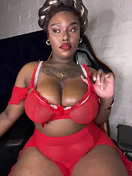 Snapshot of QUEEN_NOBUHLE_777 chatting on 02-18-26, 10:50 QUEEN NOBUHLE 777 online show from 02-18-26, 10:50