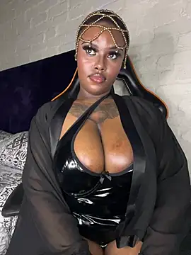 QUEEN NOBUHLE 777 online show from 03-27-26, 10:54