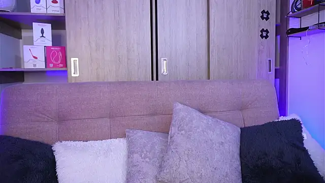 SophiieCumsx online show from 04-02-26, 03:13