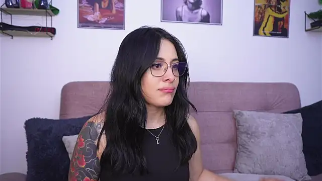 SophiieCumsx online show from 06-24-26, 02:43